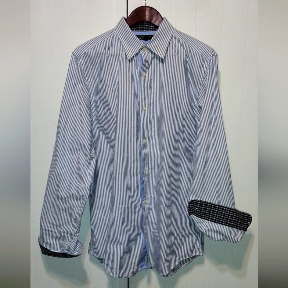 Banana Republic. Large. Blue Sapphire Oxford dress shirt.